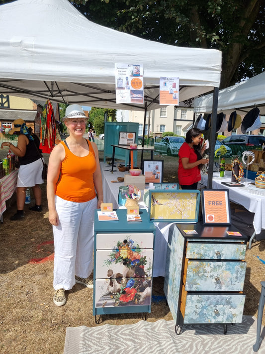 Harpenden Sustainability Market Woz Designs Painted Furniture and Accessories Jacqui Warren 