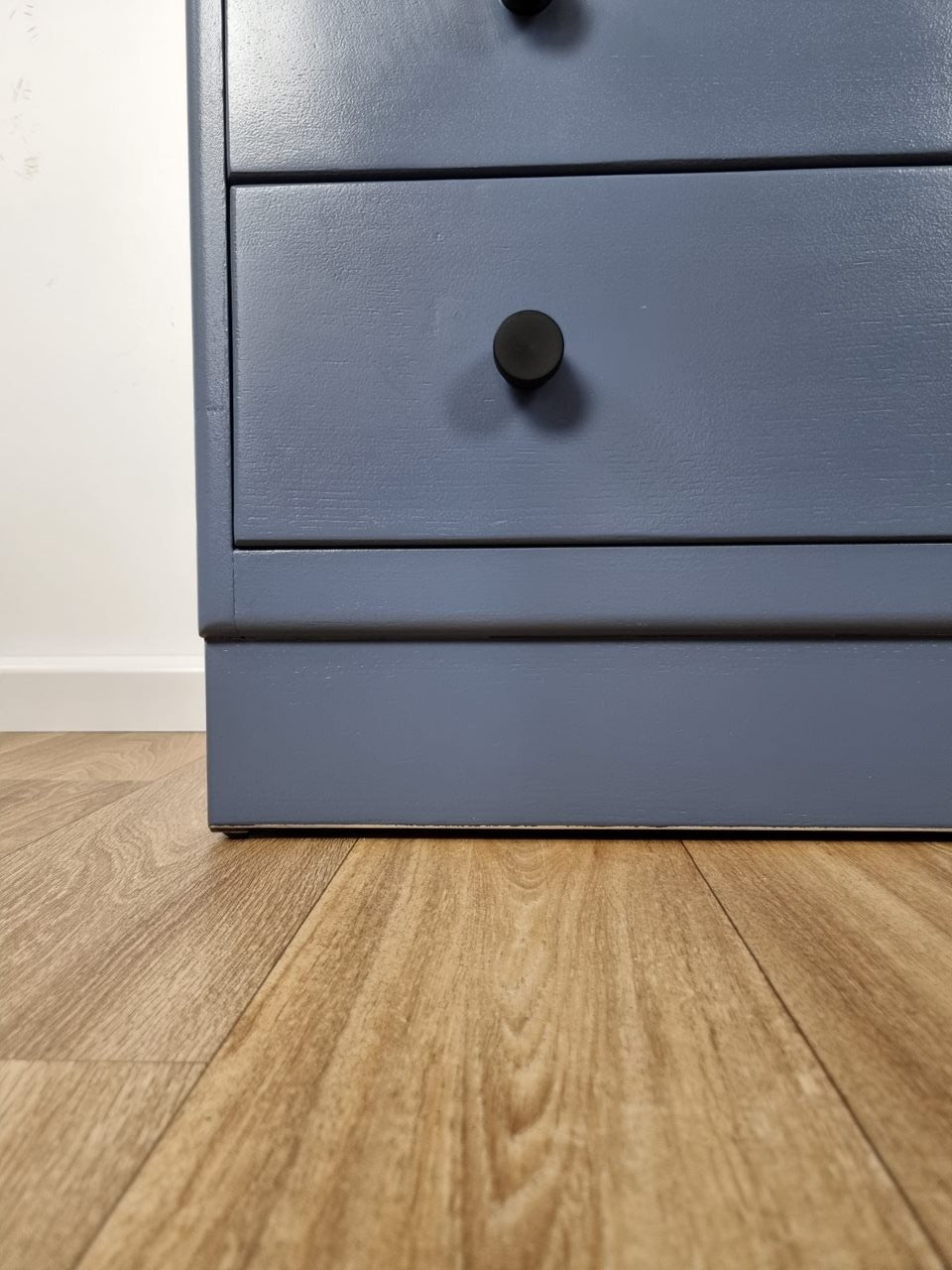 Harris Lebus Vintage Chest of Drawers in Denim Blue